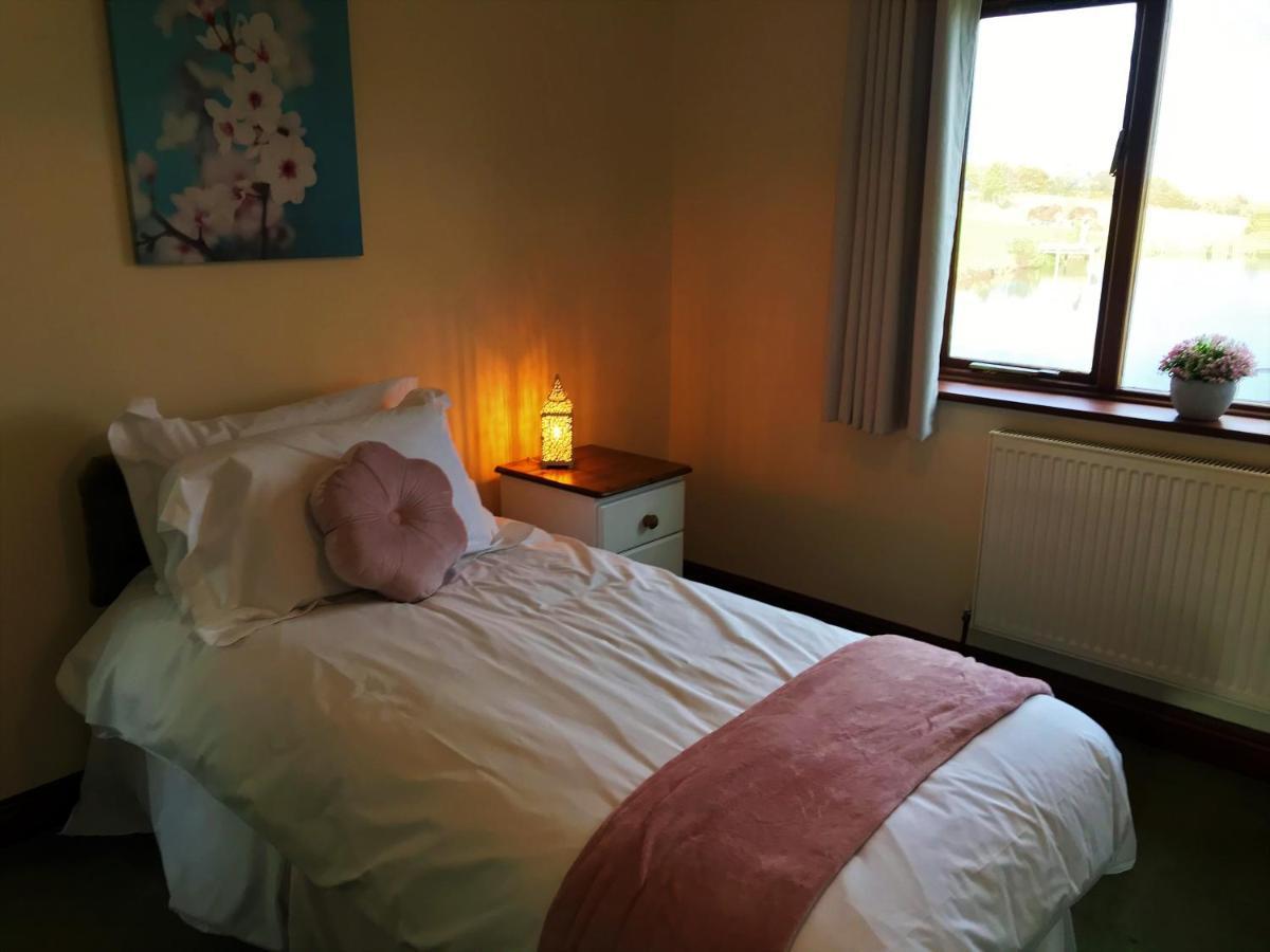 Bransford Farm Fishery & B & B Kültér fotó